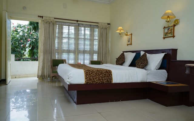 OYO 10637 Hotel Chandana Residency