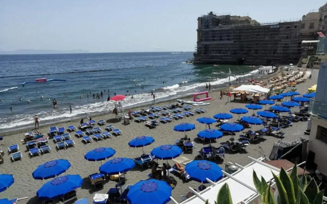 LHP Suite Posillipo