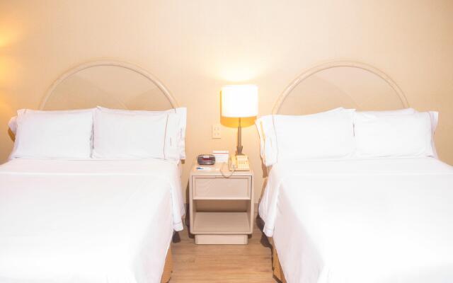Holiday Inn Express Monterrey Galerias by IHG