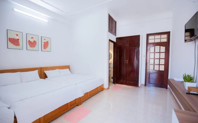 Lavie House 10-2 Lạc Long Quân