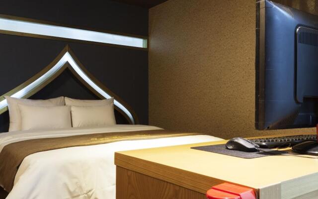 Hotel Leaders