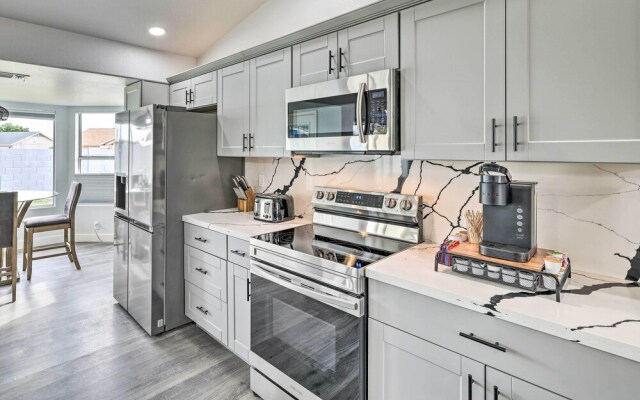 Pet-friendly Glendale Getaway Near Westgate