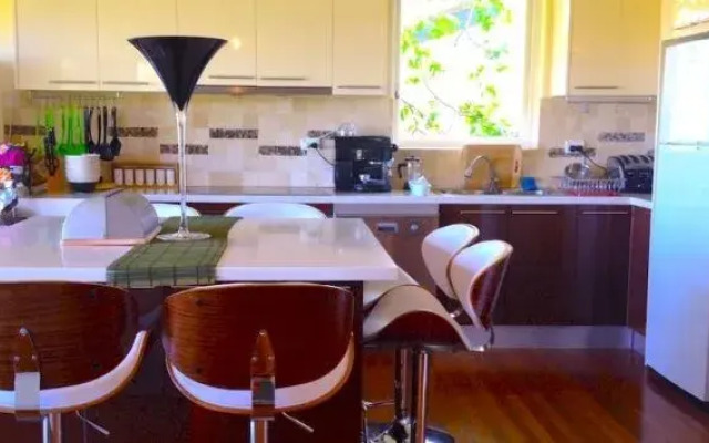 Castlepeak HomeStyle Accommodation