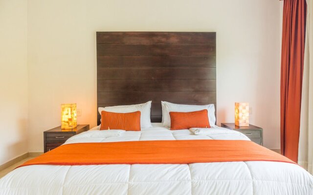 Villa Azalea Luxury B & B