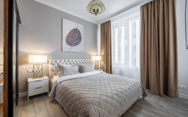 Алис на проезде Шмитовский 39/2