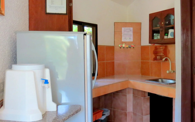 Alonaland Resort Apartelle