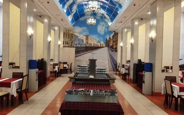 Rossiya Hotel