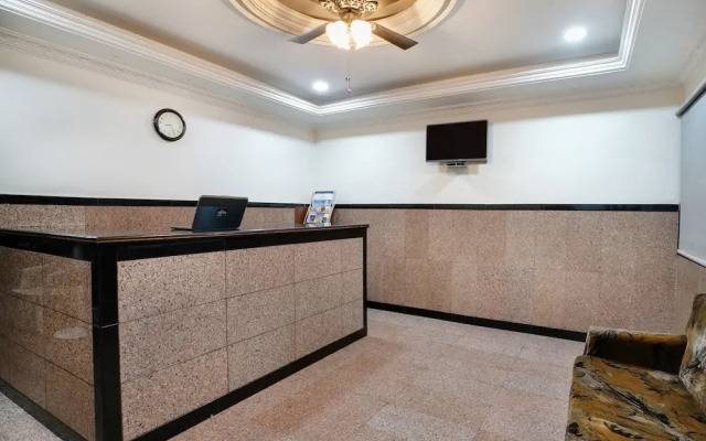 Capital O 46832 Gaayatri Residency
