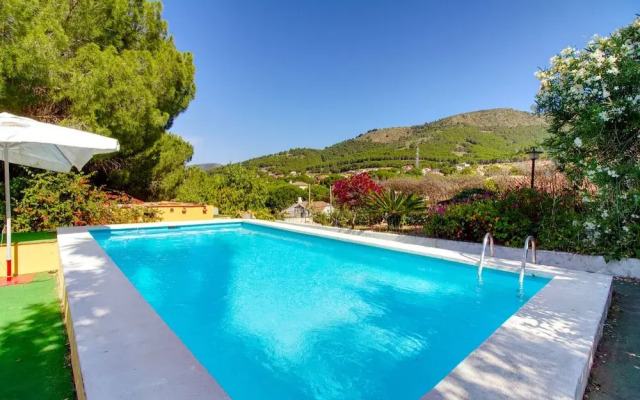 Casa Rural con Piscina Privada en Málaga