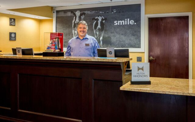 Hampton Inn Memphis-Walnut Grove/Baptist Hospital East