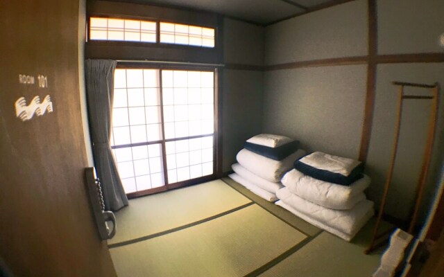 Hatago FLAGS - Hostel