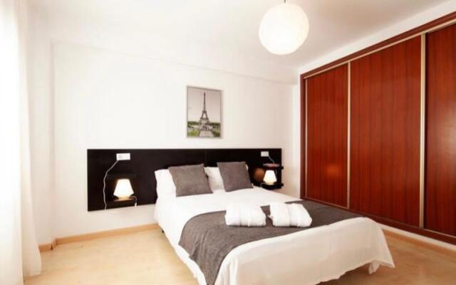 CERVANTES Apartment 27 2BR 1BT