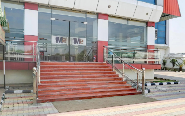 M2 Hotel & Restaurant
