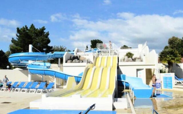 Mobil-home 4 pers. proche plage 69085