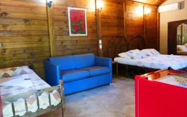 Toca do Ceará Pousada e Restobar