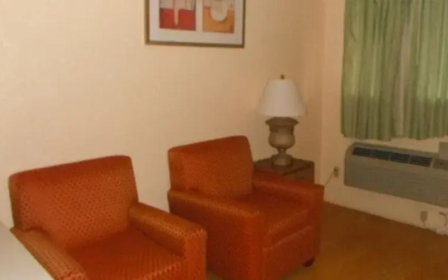 Austin Suites Hotel