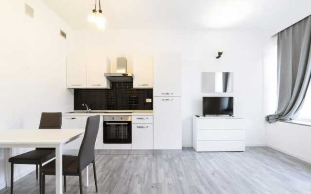 Central Station Studio by FlatsCollection