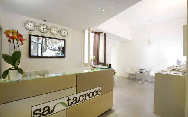 Santacroce Luxury Rooms