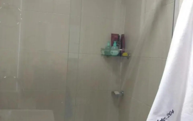 Alugo Temporada apartamento frente ao mar de Fortaleza.