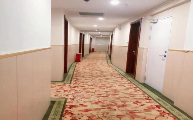 GreenTree Inn Shanghai Xintiandi Laoximen Subway Station Shell Hotel
