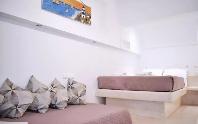 Tzamaros Studios Kythnos