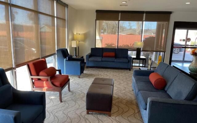 Comfort Suites Lake Charles