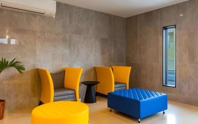 Mr.KINJO BEACH SIDE KAFU-SHI