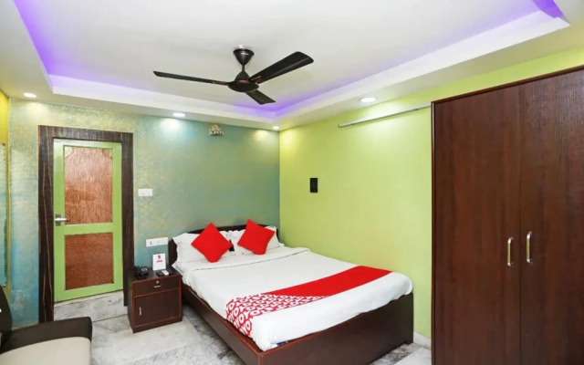 Collection O 7741 Hotel Hamza International