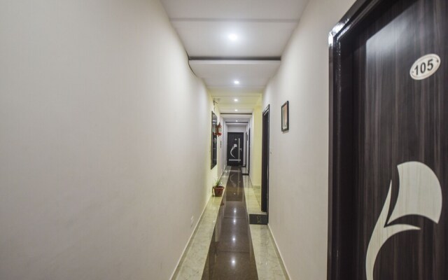 OYO 15428 Hotel Grand Hills