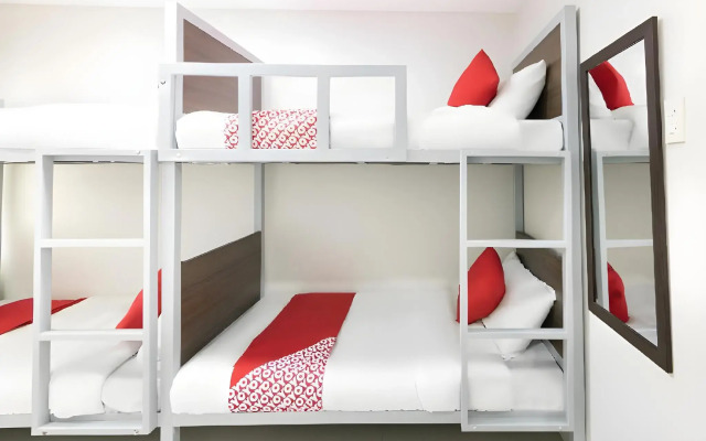 OYO 152 Sangco Condotel