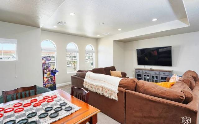 The Jungalow by RedAwning