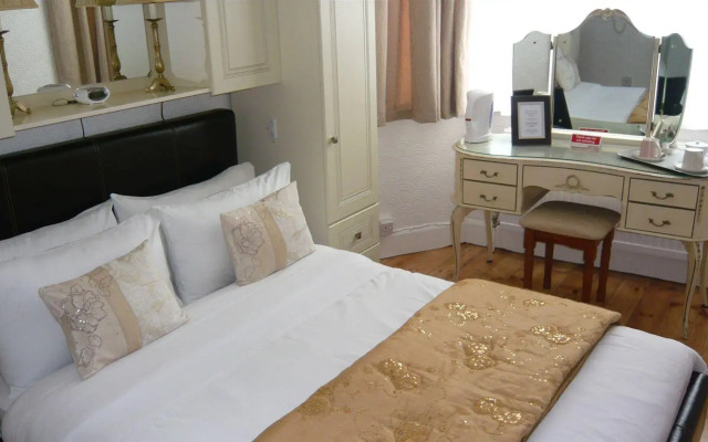 The Ridings Guest House