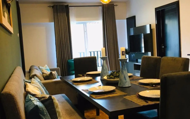 The Green Luxury Apartment