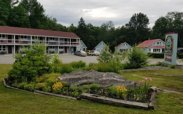 White Mountain Motel And Cottages