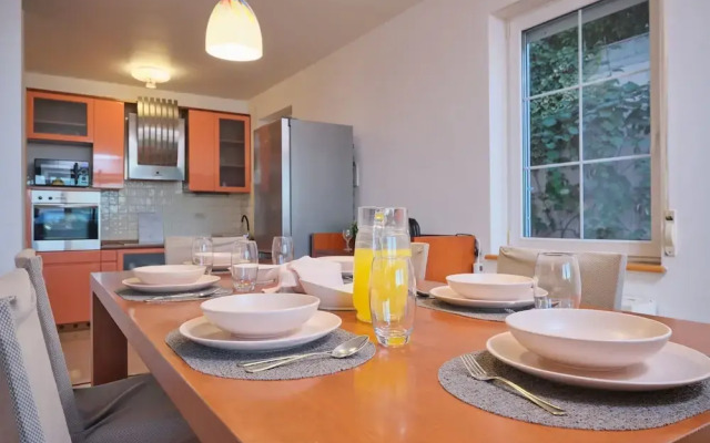 Holiday Seaview Apartment by Litto