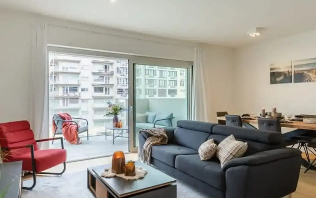 Lovely Apartment With Terrace and sea View