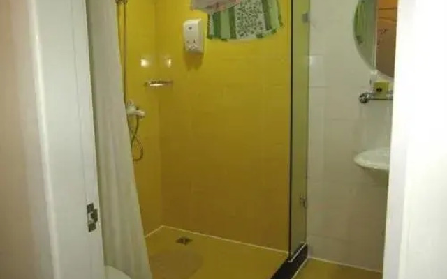 Home Inn Hangzhou Wulin Square