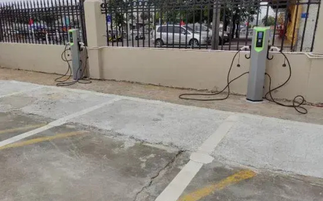 enjoy inn Wanning Hotel