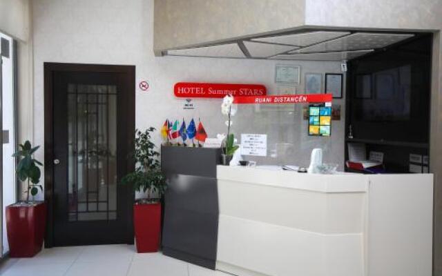 Hotel Summer Stars