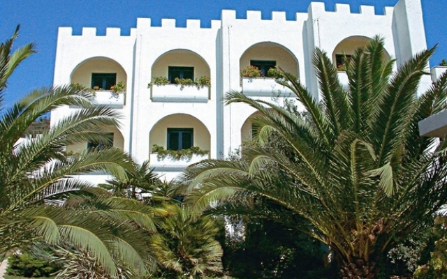 Vrachos Holidays Hotel