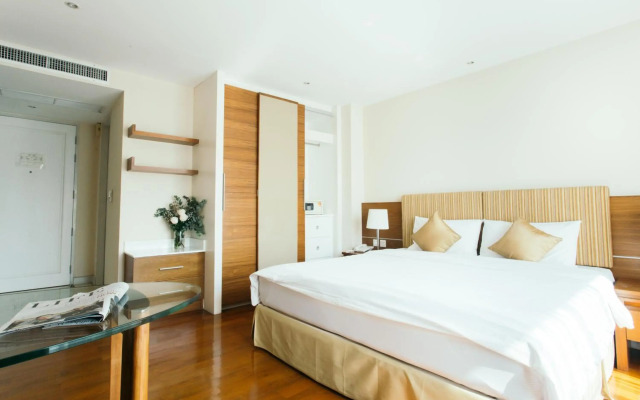 Thomson Residence Hotel