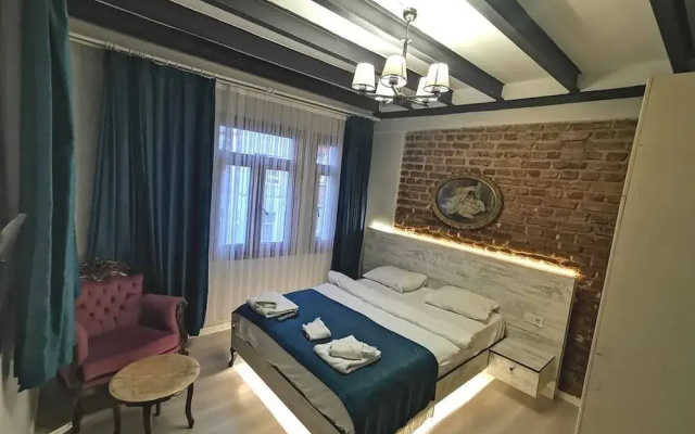 Neva River Hotel