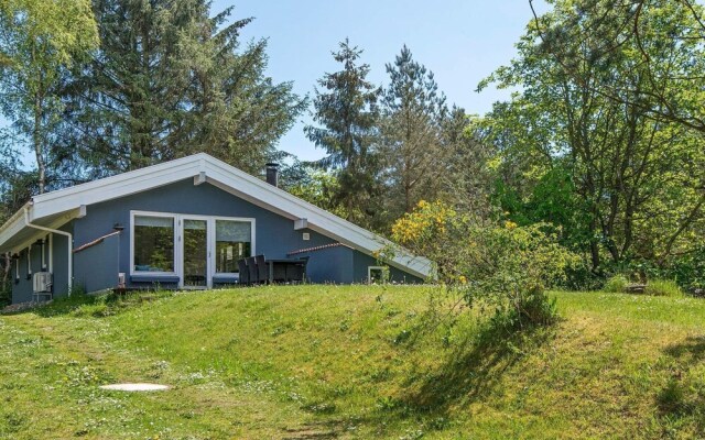 Modern Holiday Home in Ebeltoft Jutland With Jacuzzi