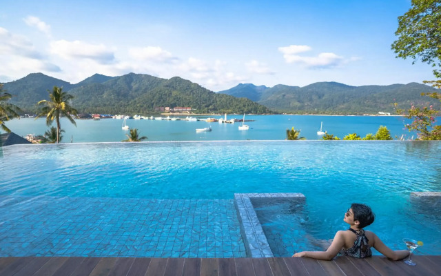 Bhuvarin Resort