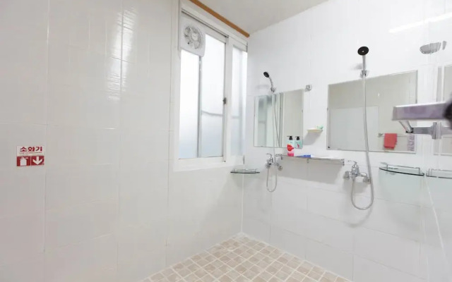 Seongsan Hotpul Guesthouse - Hostel