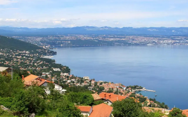 Apartments with a parking space Lovran, Opatija - 7713