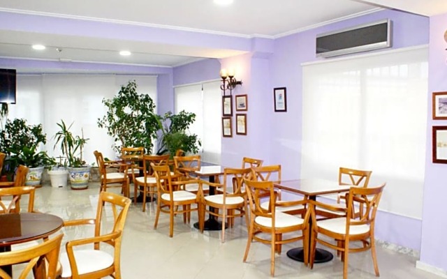 Hotel Emilio