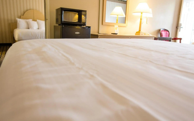 Anaheim Carriage Inn