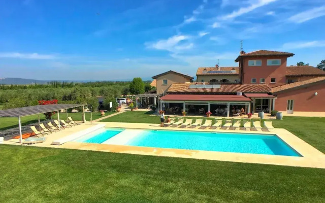 Belvilla by OYO Bozzone Residenza Gialla