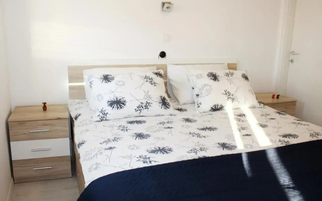 Entire rental unit LIMA *free parking space
